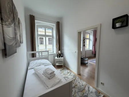 Bestand, rechte Wohnung – Kleines Zimmer