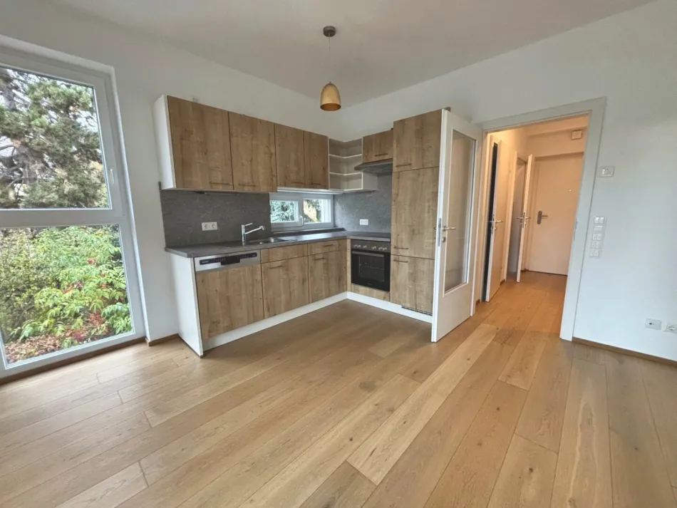 Wohnen mit Weitblick - stilvolle 3-Zimmer-Wohnung mit großzügigem Balkon in Graz - Bild