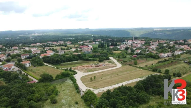 Weitere Baugrundstücke zum Verkauf, Raum Rovinj - Bild