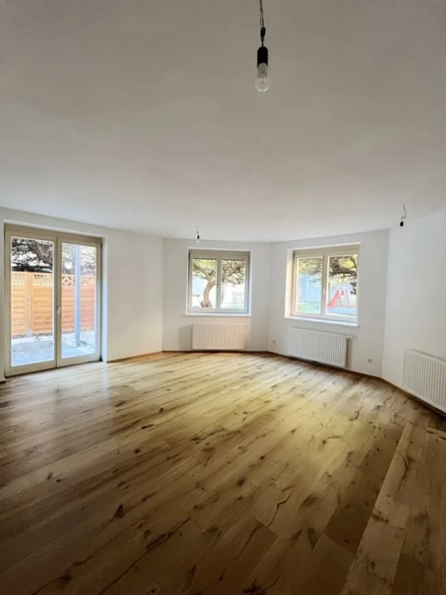 Umfassend modernisierte und renovierte 3-Zimmer-Wohnung mit Terrasse in Graz - Titelbild