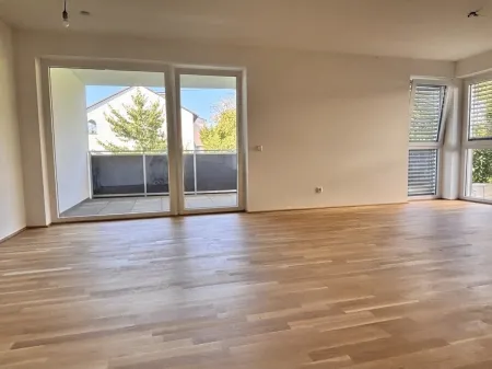 Wohnbereich mit Loggia südwest