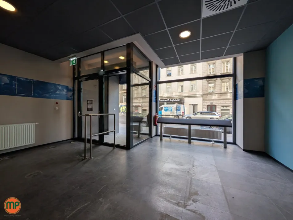GROSSE GESCHÄFTSFLÄCHE für große Pläne: 156 m² auf der Reinprechtsdorfer Straße - Bild
