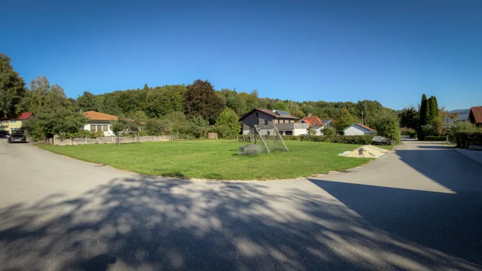Letztes Baugrundstück in idyllischer Siedlung | Nur 300 m zum See - Bild