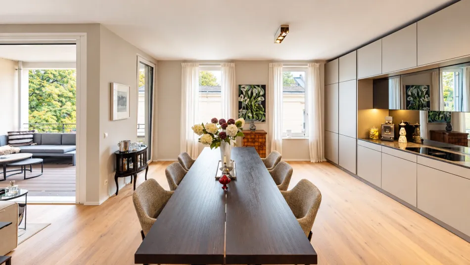 Exklusives Design-Apartment mit 112 m² Wohnnutzfläche, sonniger Loggia & 2,84 m Raumhöhe in Toplage von Döbling - Bild
