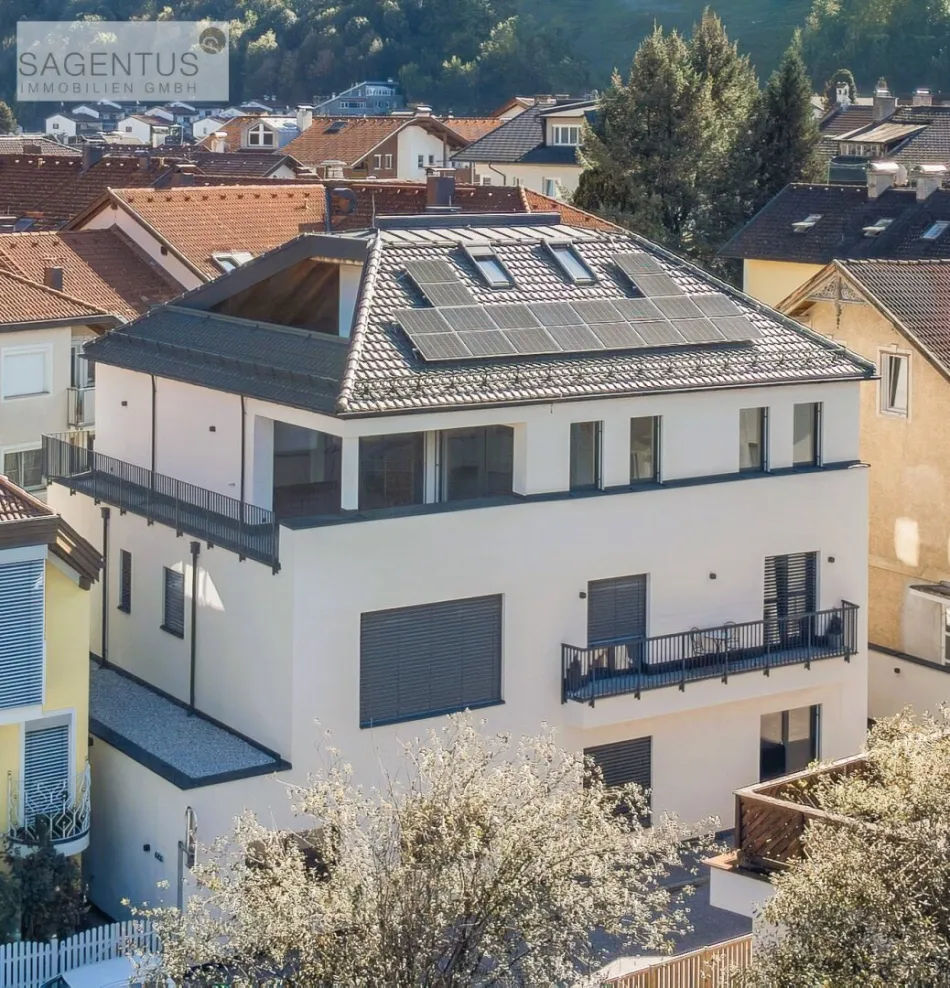 BESTLAGE in WATTENS: Elegantes PENTHOUSE-BÜRO mit offener GALERIE und über 100 m² TERRASSENFLÄCHE ab sofort zu kaufen! - Titelbild