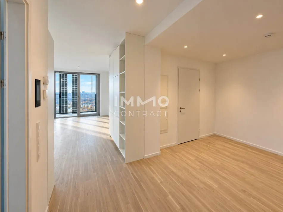 Frühstück mit Stephansdom, Abend mit Lichtermeer im Prater: DC2 Tower: 37. Etage - Bild