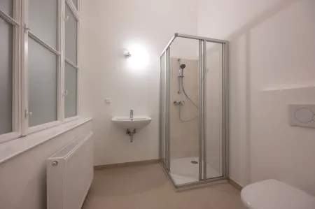 WC2