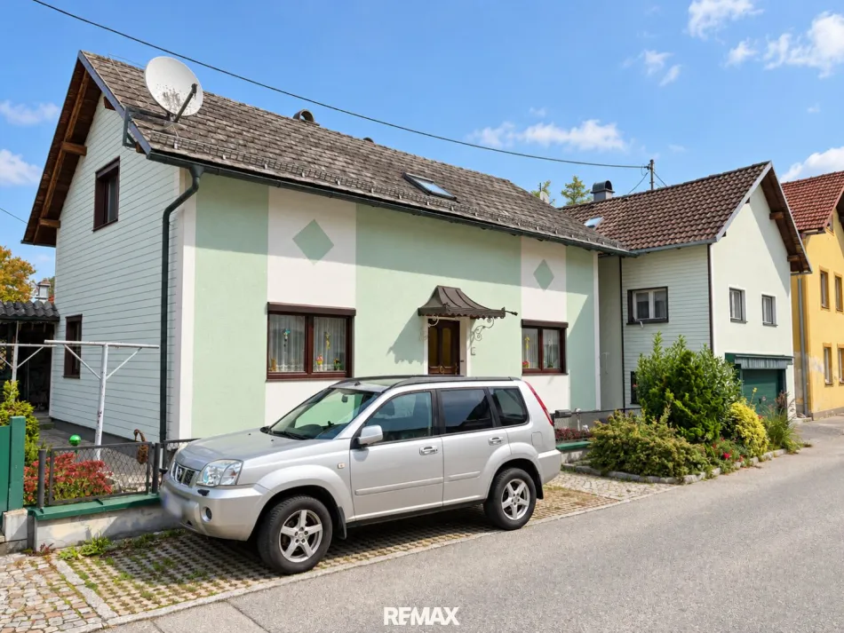 ***OPEN HOUSE Freitag, 13. November 2026 von 13 - 16 Uhr*** Gemütliches Einfamilienhaus in zentraler Lage von Riedau - Titelbild