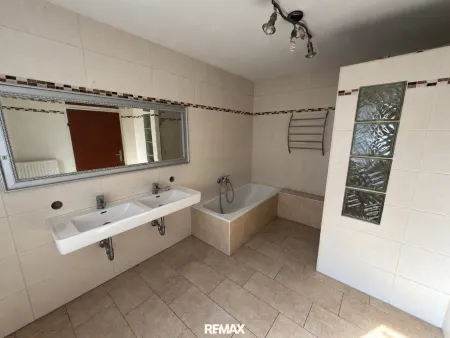 Badezimmer EG