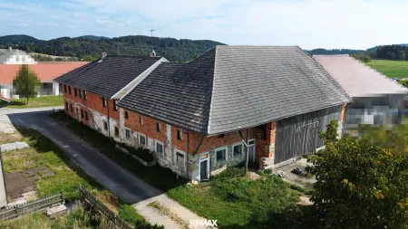 Luftaufnahme Haus - Hinterseite
