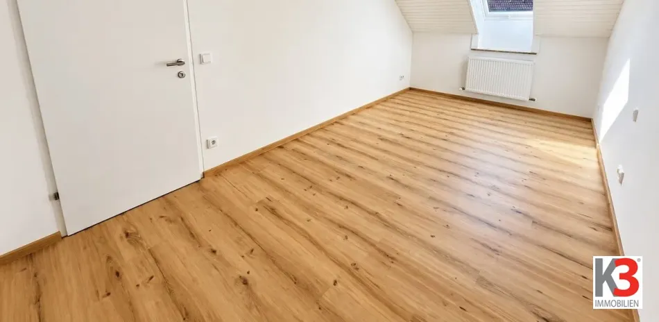 K3 - Mattsee - Modernisierte Dachgeschosswohnung inkl. Carport – Wohnen mit Charme!!! - Bild