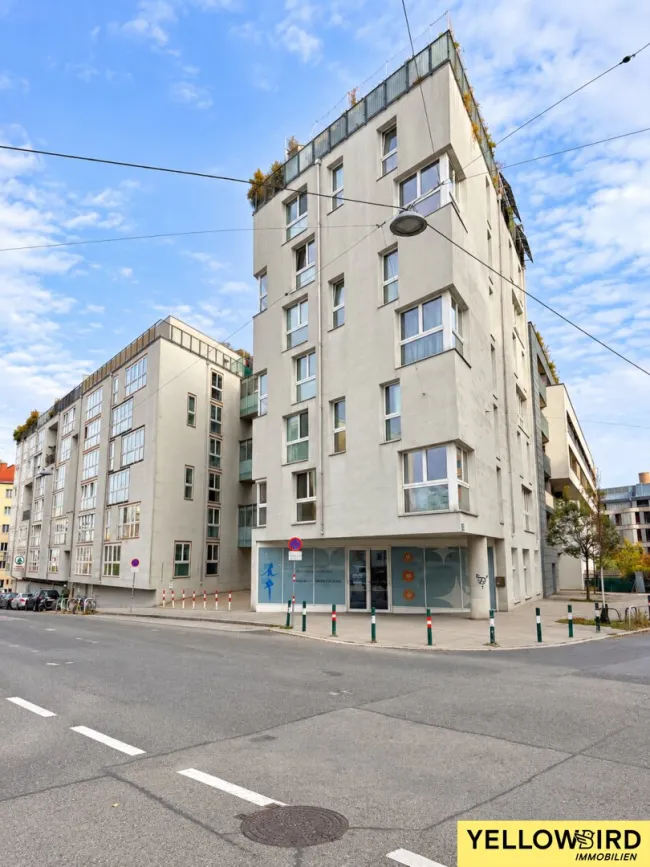 Helle Neubau-Maisonette Wohnung mit privaten Garten & Loggia I Garage I Atelierwidmung - Bild