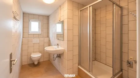 Wohnung 3 Dachgeschoss  Badezimmer