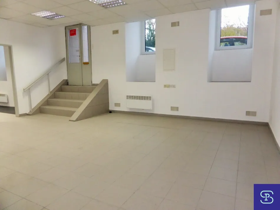 Renoviertes 115m² Geschäftslokal Nähe Keplerplatz U1 - 1100 Wien! - Titelbild