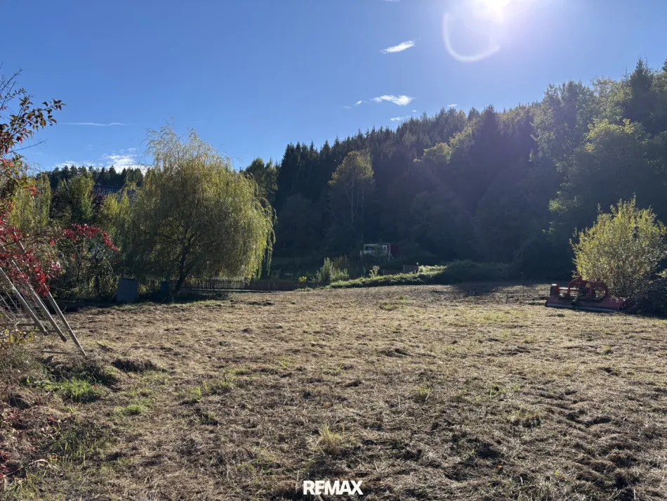 Baugrundstück in Krumpendorf - Bild