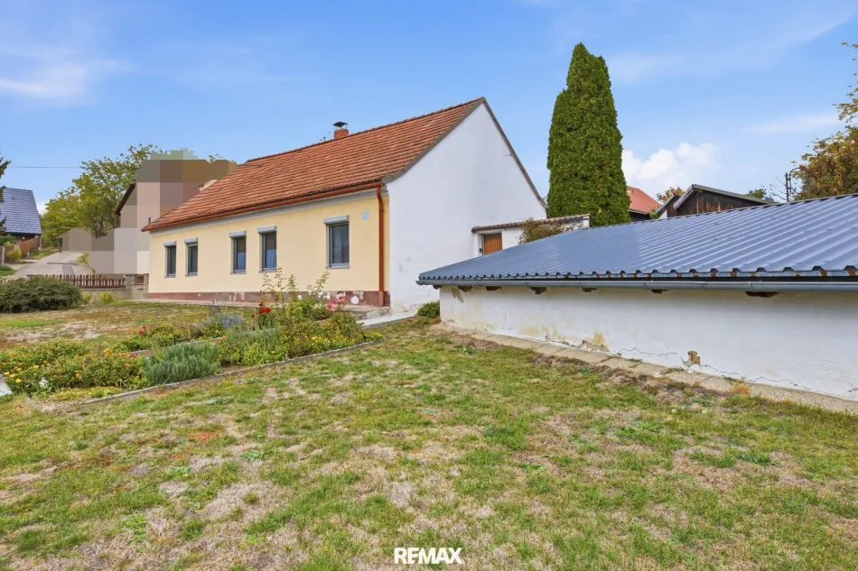 Traditionelles Bauernhaus mit uneinsehbarem Innenhof, Stadl & Weinkeller in Großmeiseldorf! - Bild