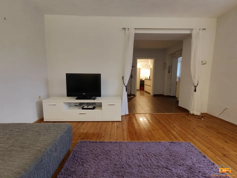 WOLFERSBERG - Entzückendes Einfamilienhaus mit idyllischem Garten samt Terrasse - Bild