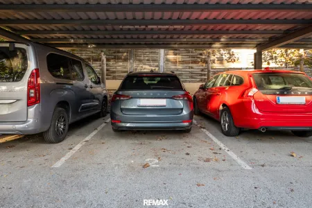 Eigener Carportabstellplatz
