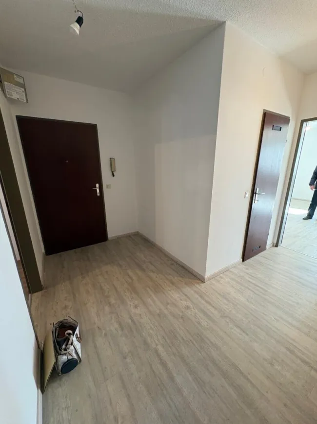 !PROVISIONSFREI! ERSTBEZUG NACH SANIERUNG - WOHNUNG MIT LOGGIA - Bild