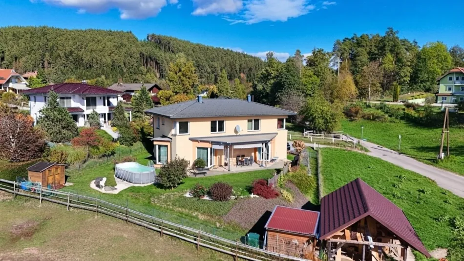 Zwei Wohneinheiten I Ein Zuhause mit besonderem Komfort I Naturnah leben in Leibsdorf - Titelbild