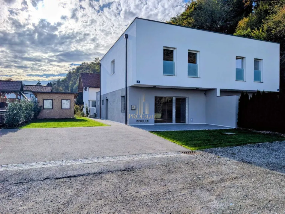 Moderne Doppelhaushälfte mit Garten, Gartenhütte & Terrasse in Attnang-Puchheim um 399.000 € Fixpreis! - Titelbild