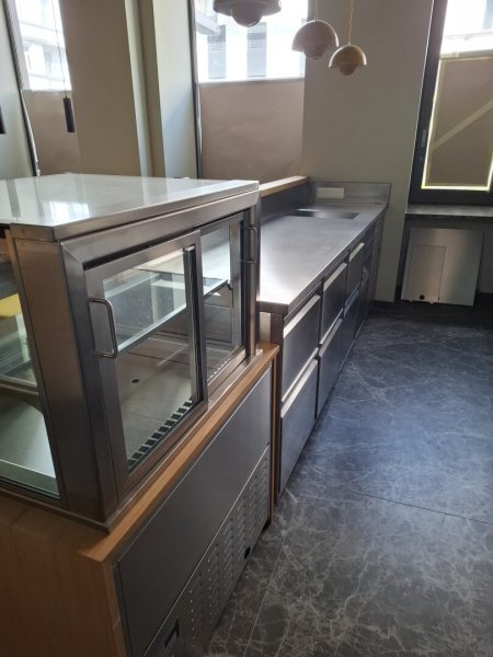 ECKLOKAL BEI EINKAUFSTRASSE IDEAL FÜR ASIA UND DELIVERY KONZEPT GASTROTEL IMMOBILIEN