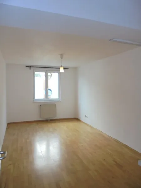 Gumpendorferstraße! Helle Mietgarconniere in gepflegtem Neubau! - Bild