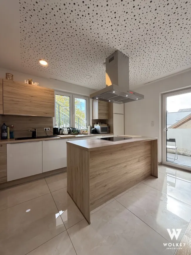 *FAMILIENGLÜCK IN SEIERSBERG-PIRKA* 3-Zimmer-Wohnung mit Balkon und 2 Parkplätzen - Titelbild