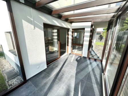 Traumhaftes Einfamilienhaus in Wien mit Garten, Terrassen und Stellplatz