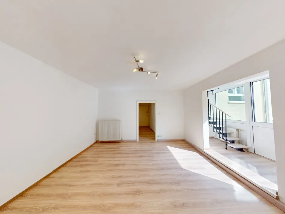 Großzügige 118 m² Maisonette | € 3.800/m² | 5,5 Zimmer | 2 Loggien | Sonnige Ruhelage | PROVISIONSFREI - Titelbild