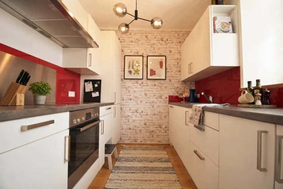 4-Zimmer-Dachgeschosswohnung mit Terrasse in Aschach an der Donau - Bild