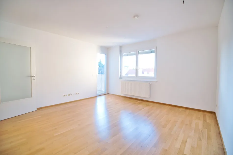 Zentral wohnen, ruhig entspannen: 2 Zimmer mit Westbalkon - Bild