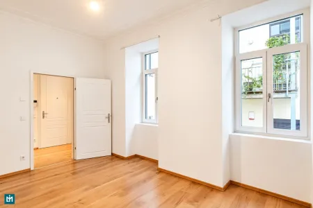 Schlafzimmer (W)
