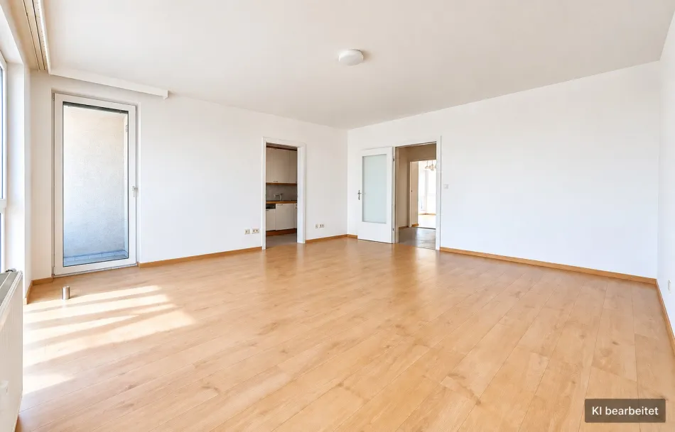 Helle 3-Zimmer-Wohnung mit Schlossbergblick & Tiefgarage - Bild