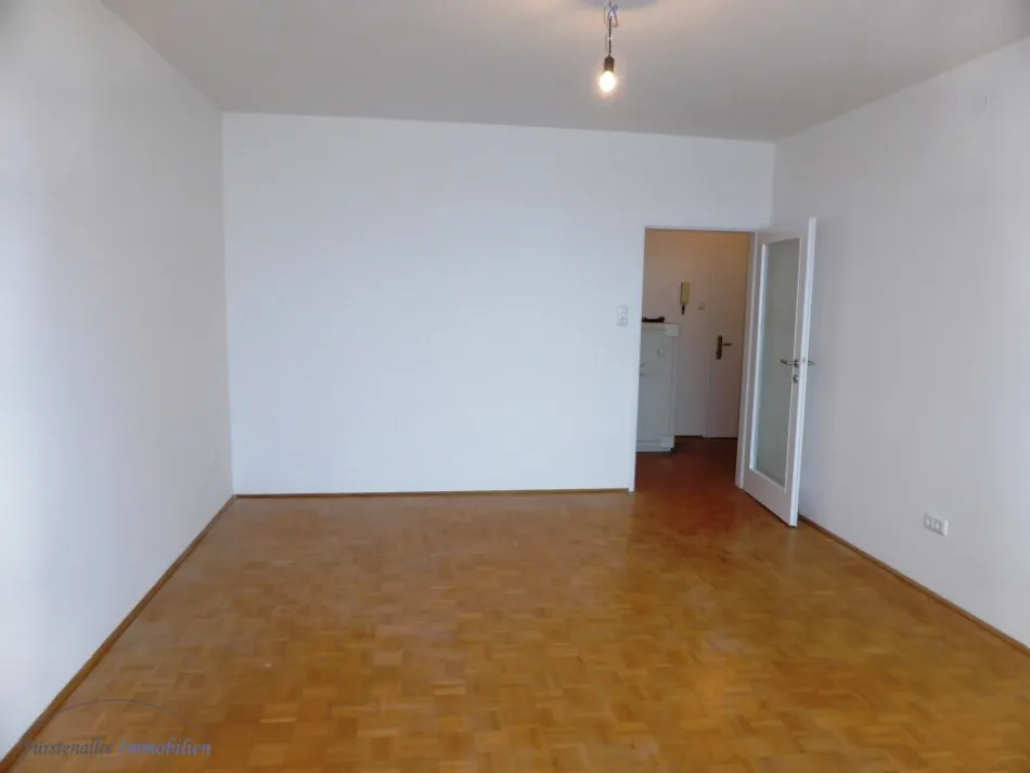 MIETE SALZBURG STADT - PARSCH: Helle 57 m² 2 Zimmer-Wohnung - inkl. 10 m² Süd-Loggia - Bild