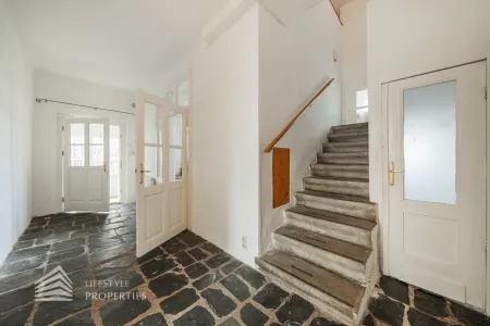 Villenliegenschaft auf historischem Klostergrund