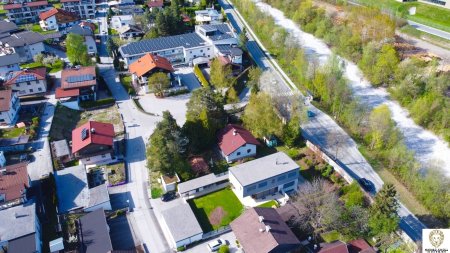 Traumhaftes Baugrundstück mit Altbestand in Tirol: 1291m² in Vomperbach