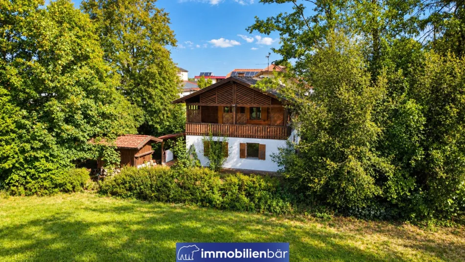 Ein kleines Haus mit viel Charme auf 1349 m² + optionale Bauparzelle mit ca. 1064 m² - Titelbild