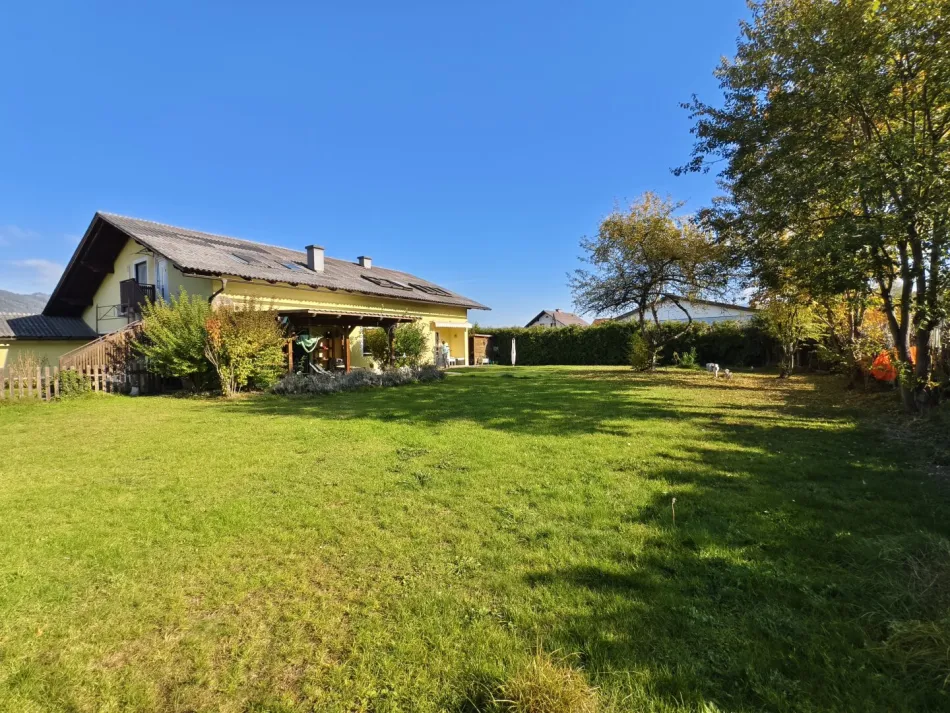 3 Wohnungen – 365 m² Wohnfläche – EIN Haus, viele Möglichkeiten! - Bild