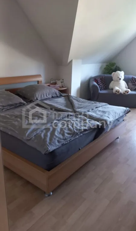 2. Schlafzimmer im OG