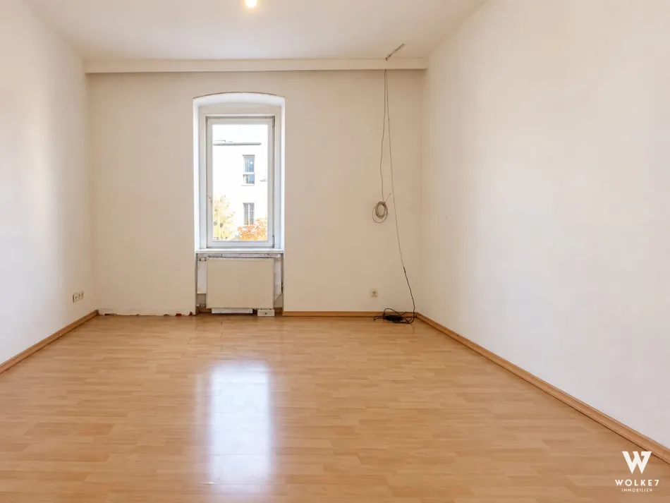 Zentral in Mödling: 1-Zimmer-Wohnung mit Küche, Bad und separatem WC | Ideale Startwohnung - Bild