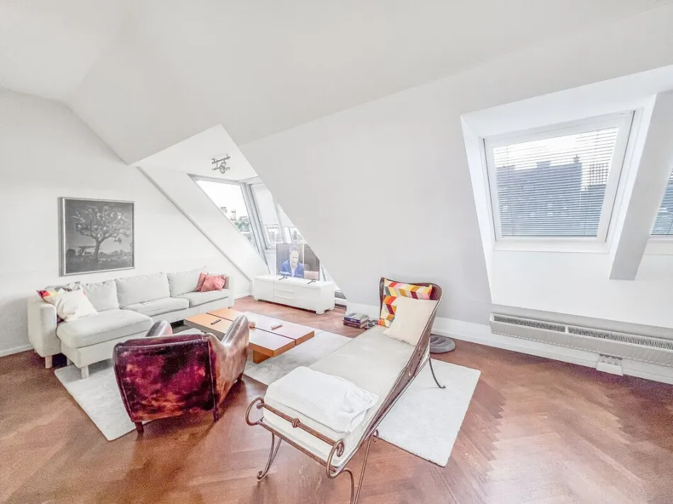 Klimatisiertes & möbliertes Penthouse mit Terrasse in Bestlage in der Praterstraße, direkt bei U1-Station - Bild