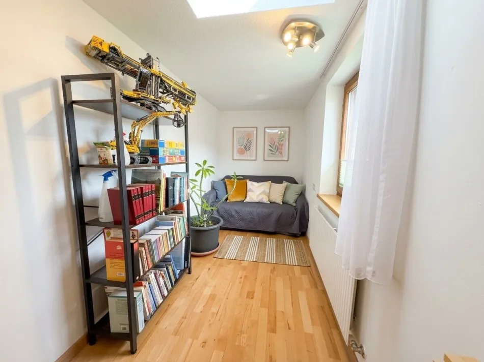 Große 5-Zimmer Wohnung mit Balkon, Garten & viel Stauraum in Dornbirns Zentrum - Bild