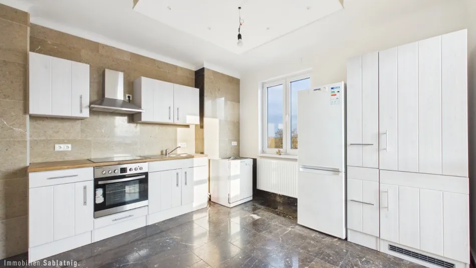 VOLLSANIERT! BALKON! STADTBLICK! Moderne 3-Zimmer-Wohnung mit ca. 80 m² Wohnfläche in Wiener Neustadt – einziehen und wohlfühlen! - Bild