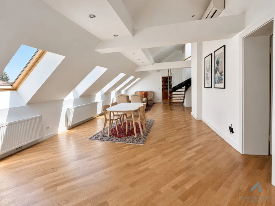 Mit dem Lift ins Penthouse: Großzügiges Wohnen und 43,80 m² Dachterrasse in Gersthof - Titelbild