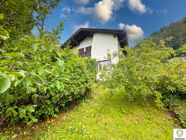 Charmantes Einfamilienhaus mit großem Grundstück und Entwicklungspotenzial in Fritzens - Bild