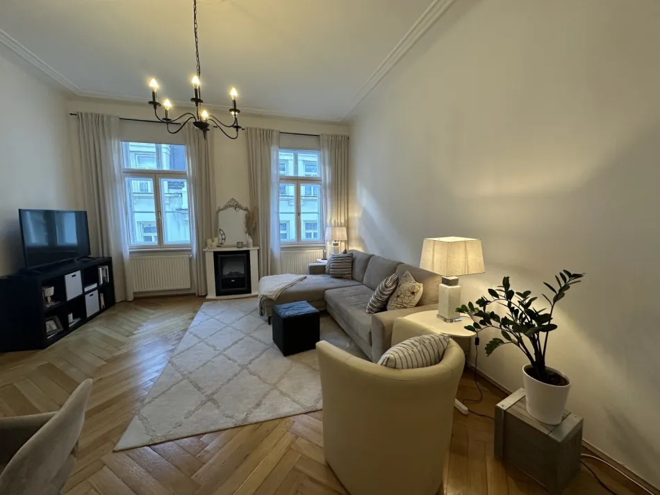 Mariahilferstraße: 3-Zimmer-Wohnung mit separater Küche - WG geeignet! - Bild