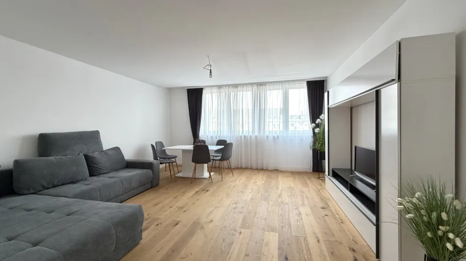 3 Zimmer, 79 m², Westbalkon zum Hof, Lift, nahe U6 – € 490.000 - Titelbild