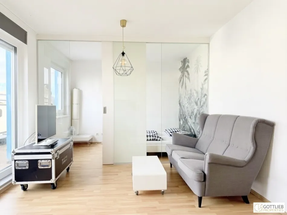 Bestlage Burggasse! Trendig möblierte Studio-Terrassen-Wohnung in Stockwerkslage - Bild
