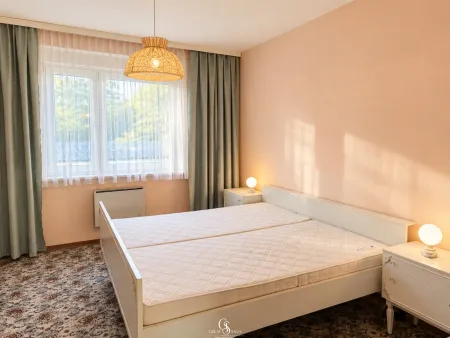 Schlafzimmer-1